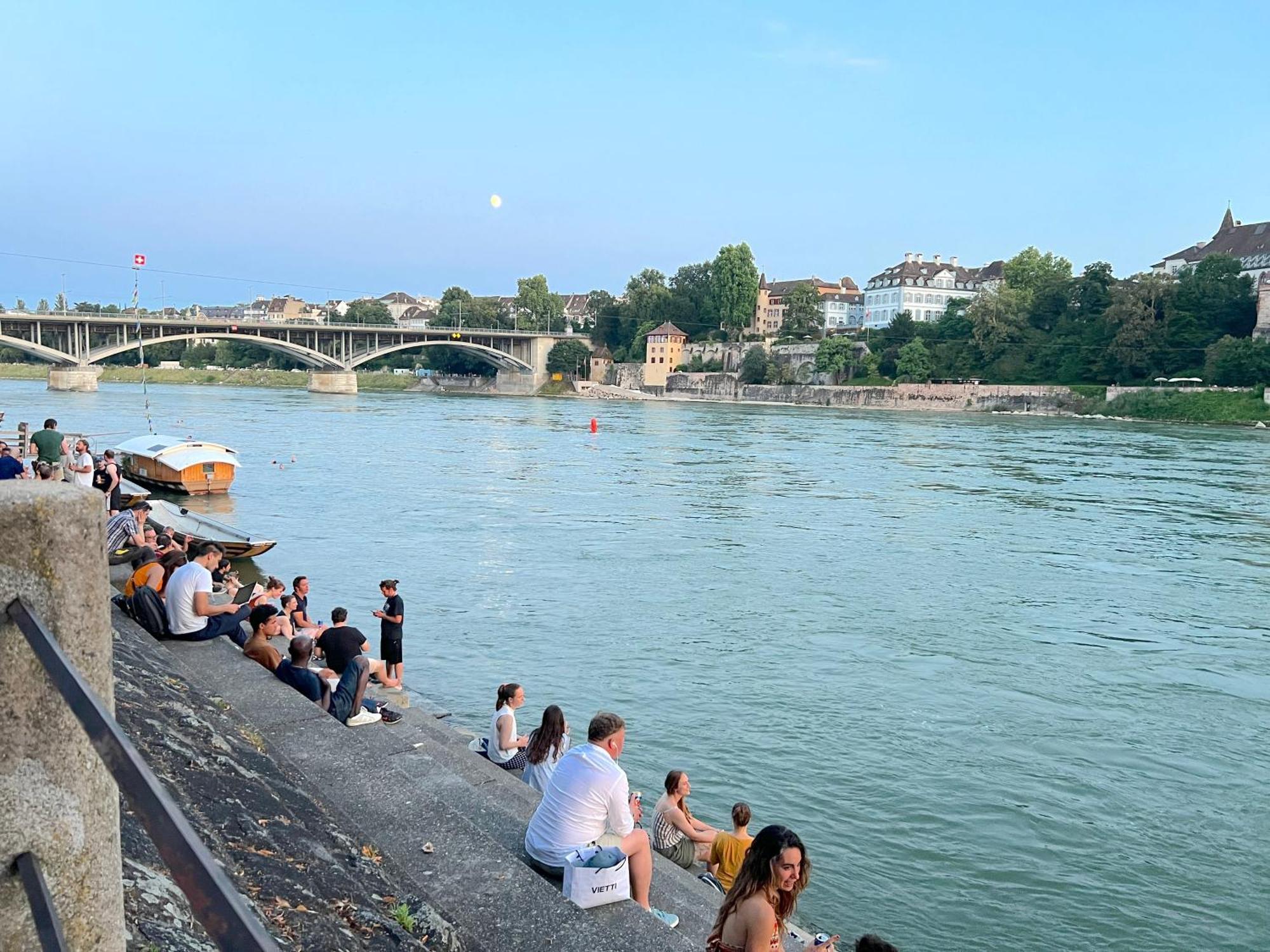 Riverside Bazylea Zewnętrze zdjęcie
